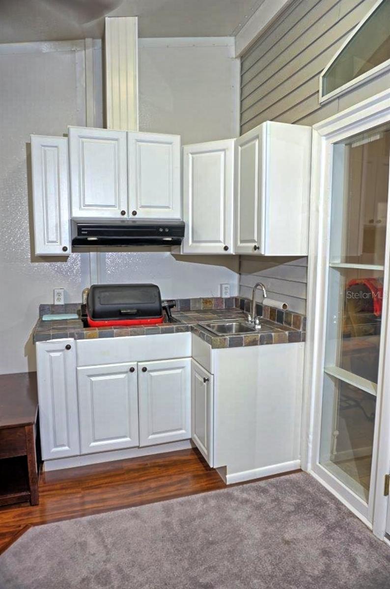 Image 32 of 40 For 2051 Vista Del Sol Circle 202