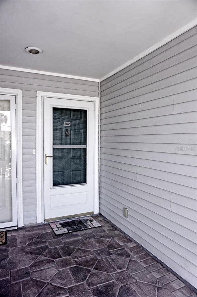 Image 38 of 40 For 2051 Vista Del Sol Circle 202