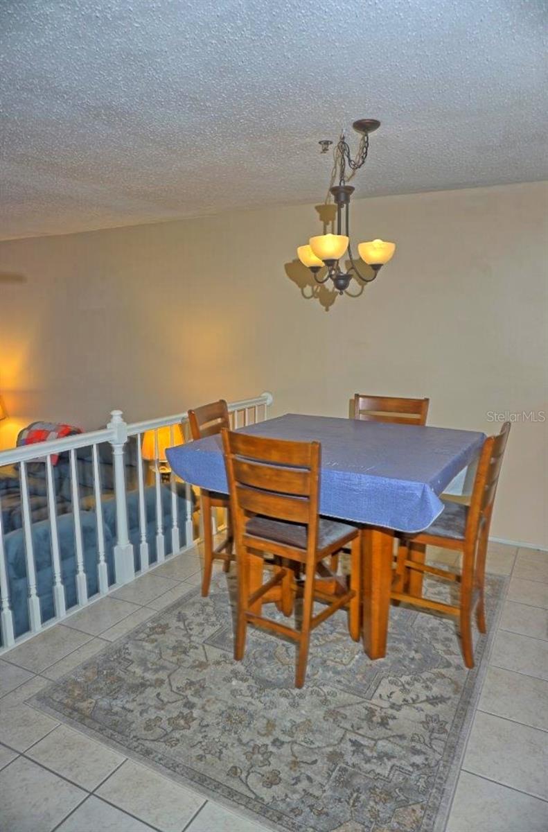 Image 9 of 40 For 2051 Vista Del Sol Circle 202