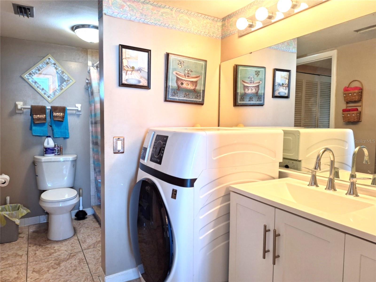 Image 13 of 27 For 6009 Sea Ranch Drive 310