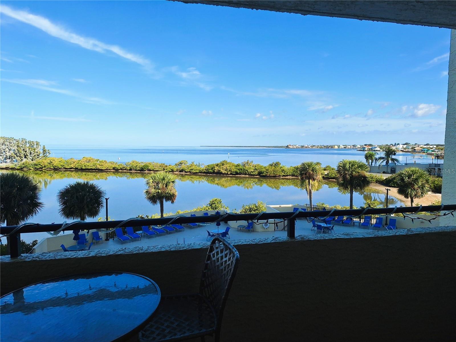 Image 18 of 27 For 6009 Sea Ranch Drive 310