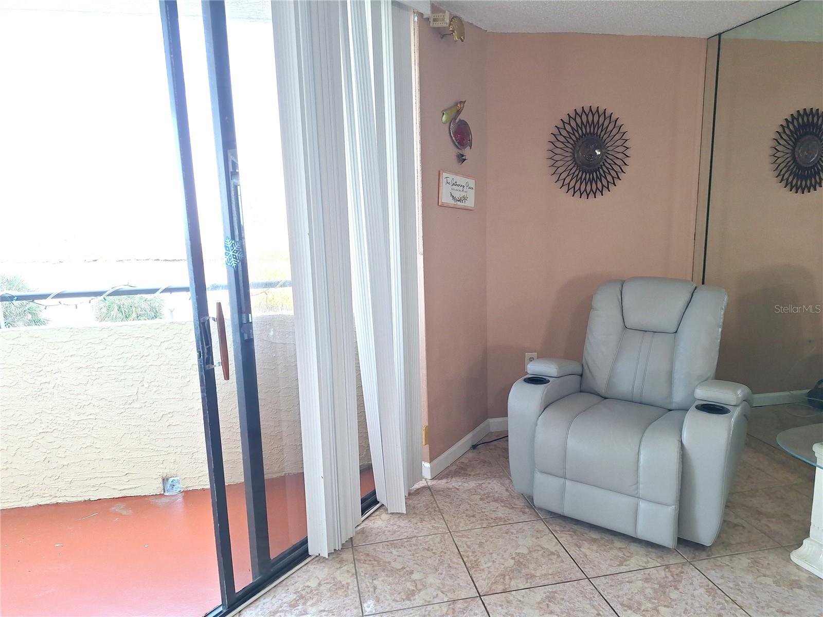 Image 20 of 27 For 6009 Sea Ranch Drive 310