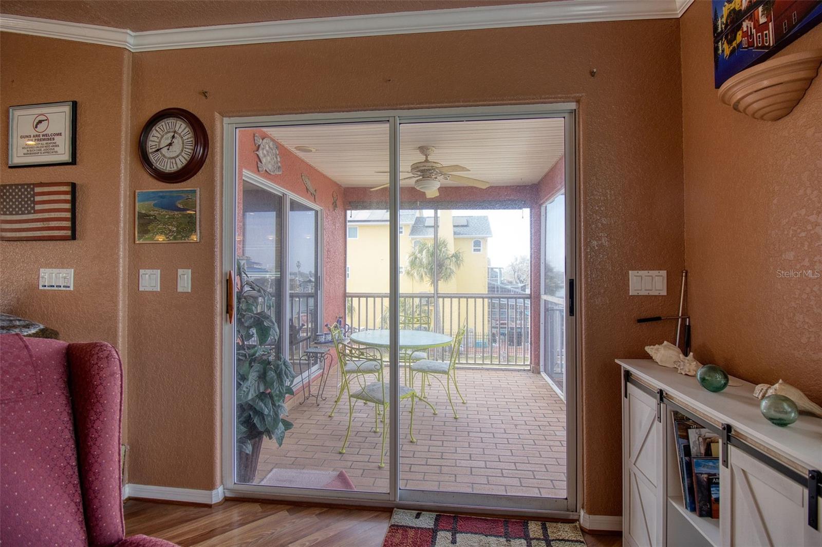 Image 11 of 41 For 6531 Louise Court