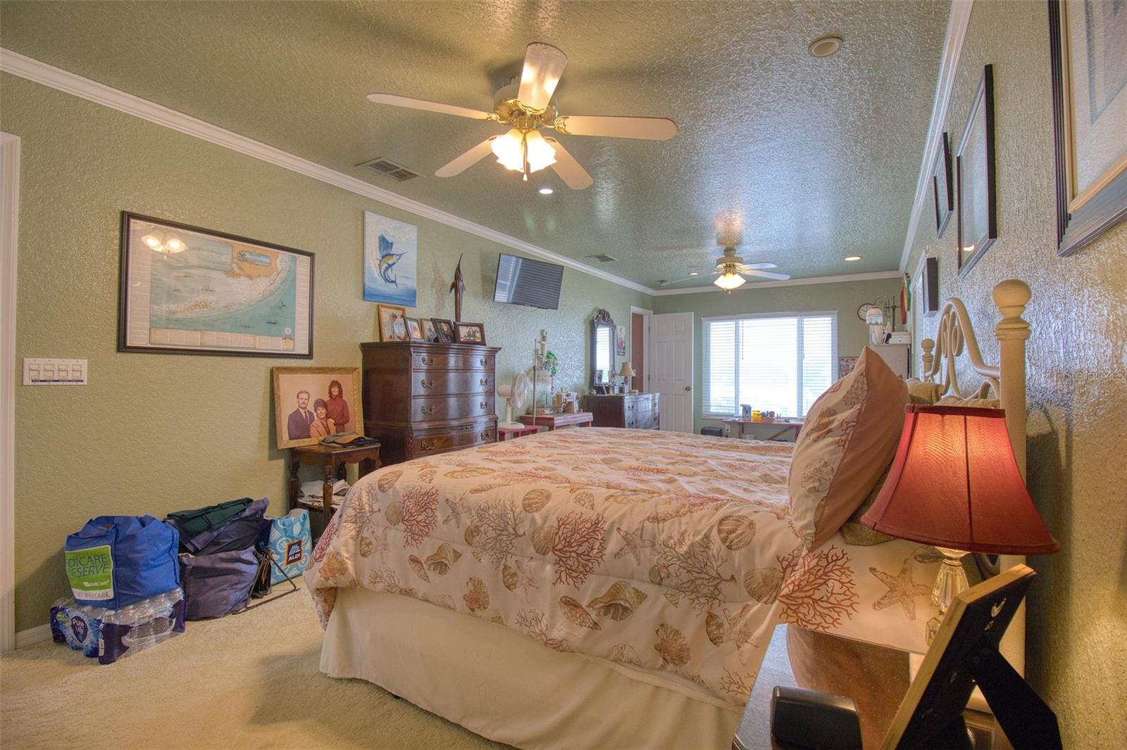 Image 16 of 41 For 6531 Louise Court