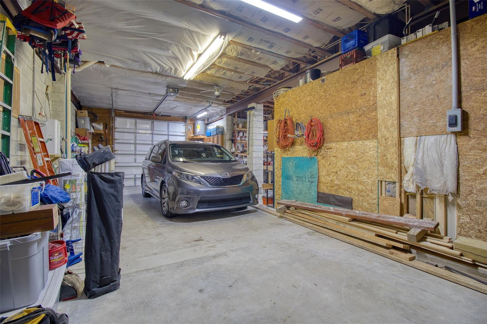 Image 28 of 41 For 6531 Louise Court