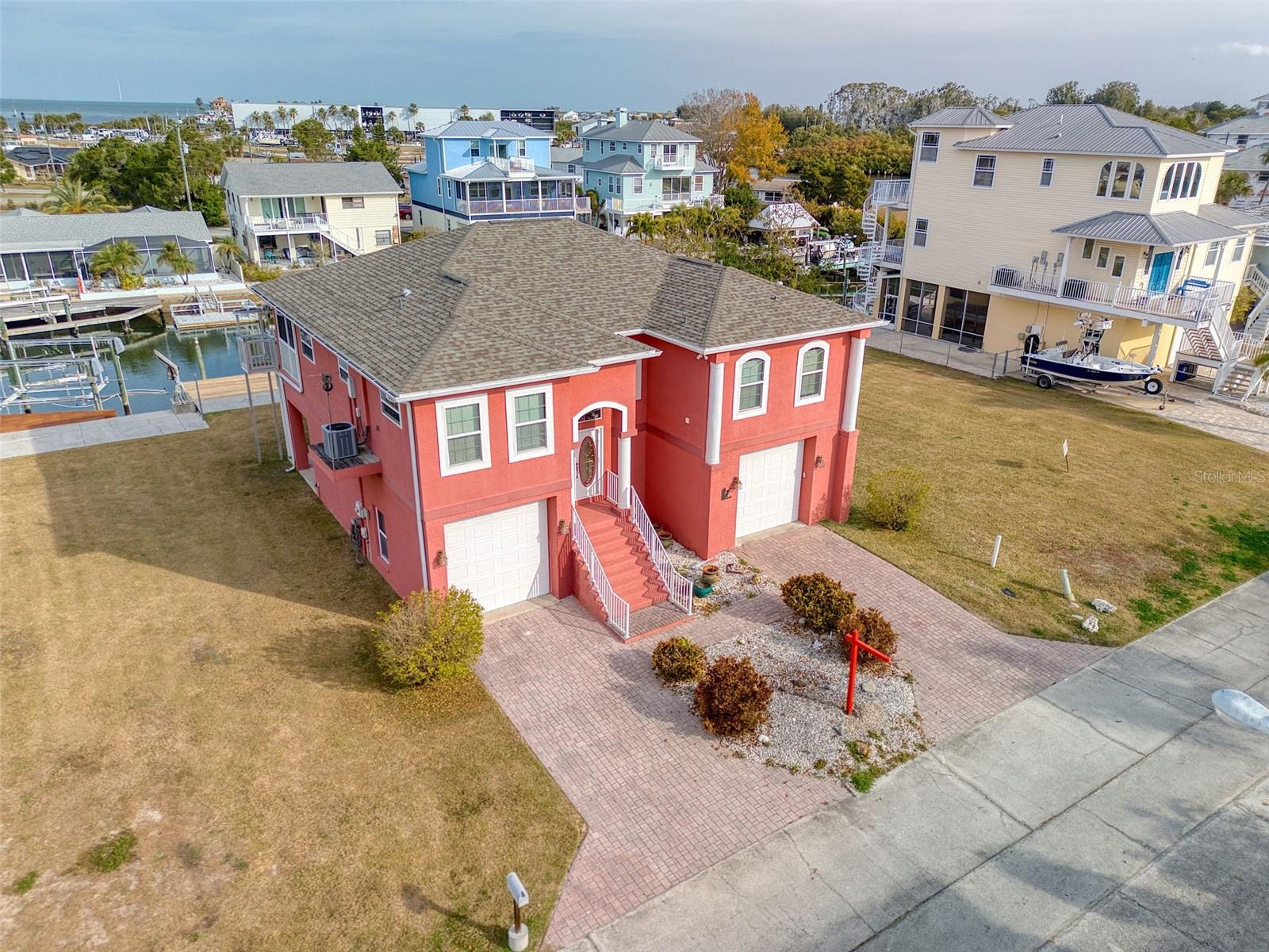 Image 38 of 41 For 6531 Louise Court