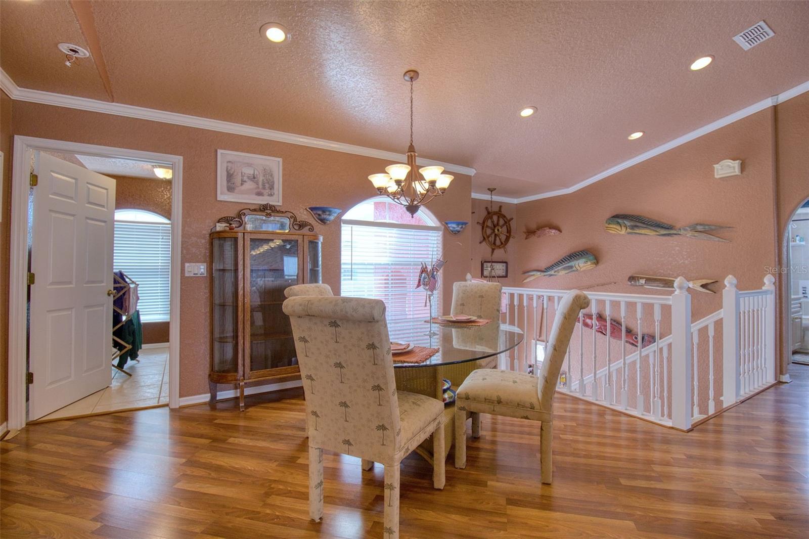 Image 6 of 41 For 6531 Louise Court