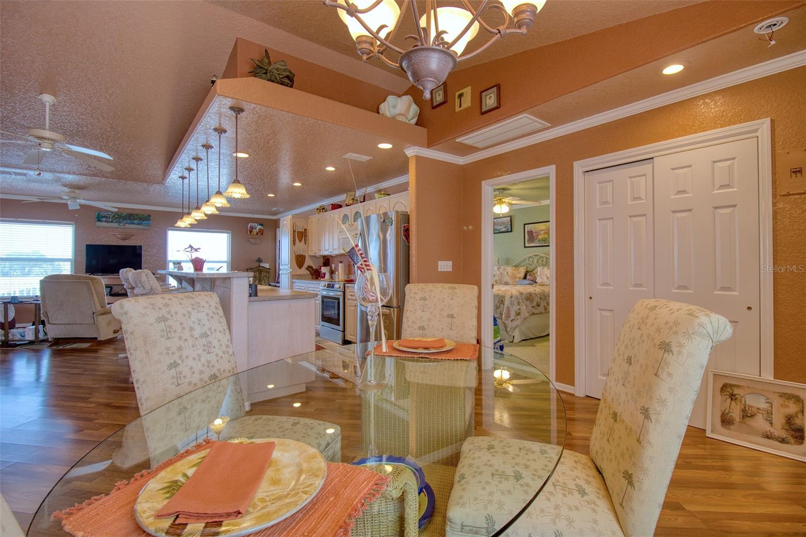 Image 7 of 41 For 6531 Louise Court