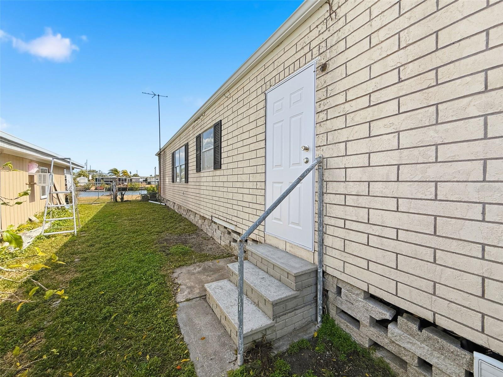 Image 11 of 80 For 13032 Cabin Court