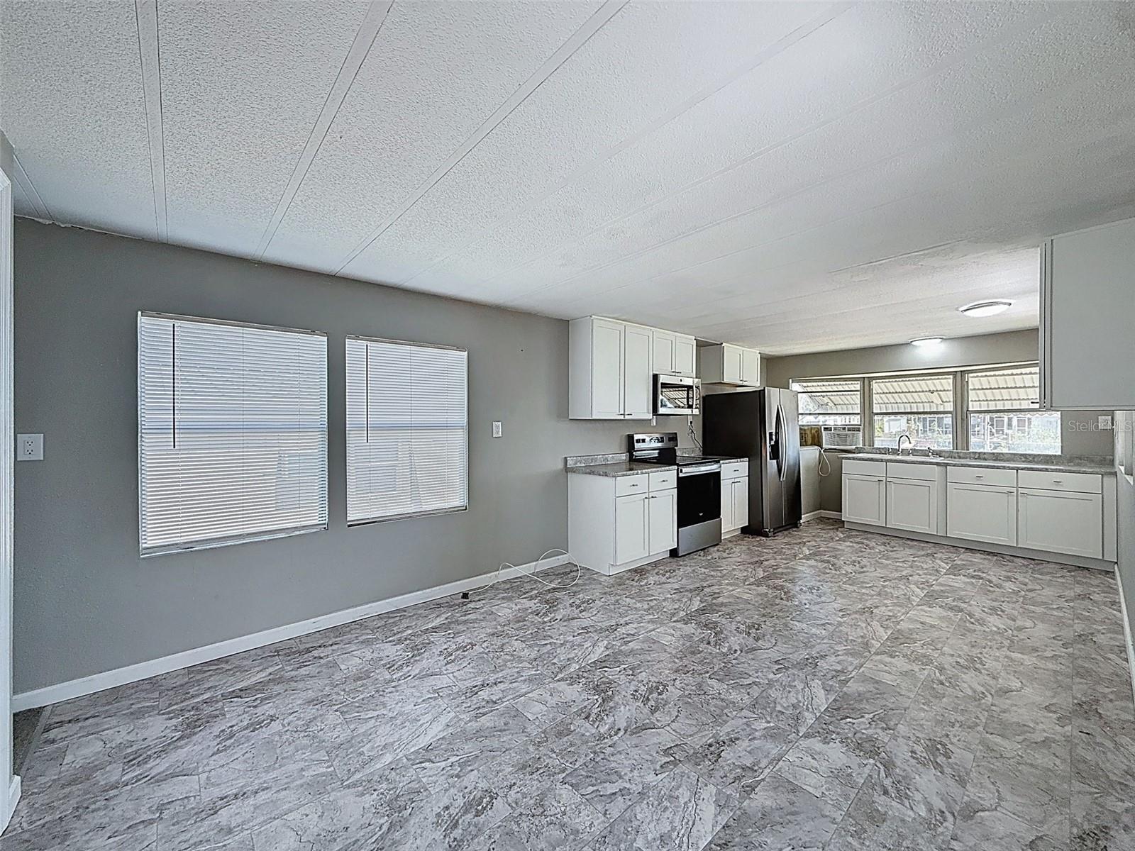 Image 17 of 80 For 13032 Cabin Court