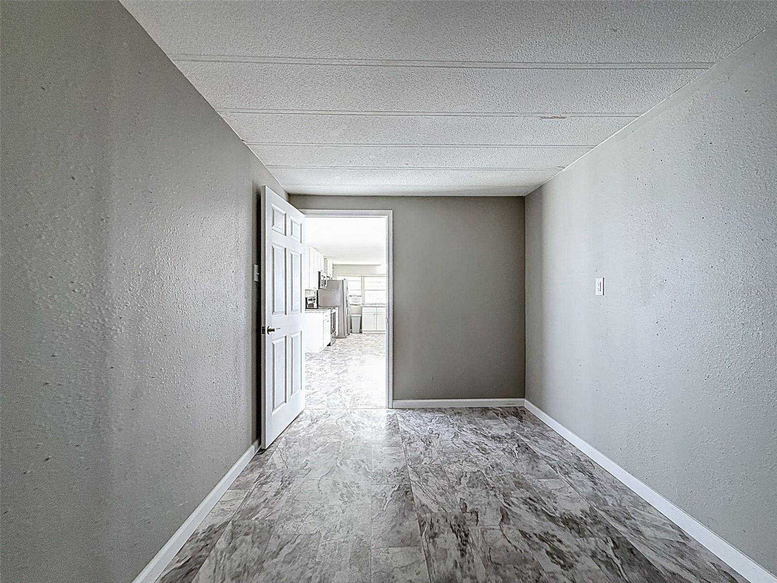 Image 25 of 80 For 13032 Cabin Court