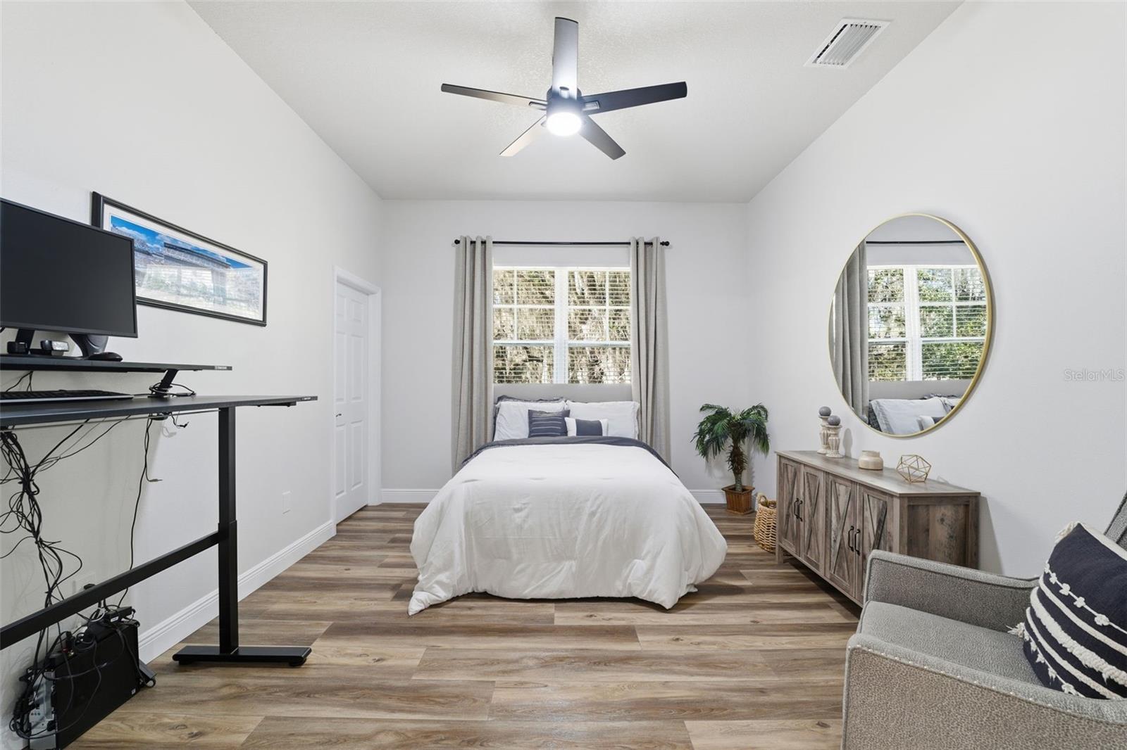 Image 28 of 85 For 4586 Hickory Oak Drive