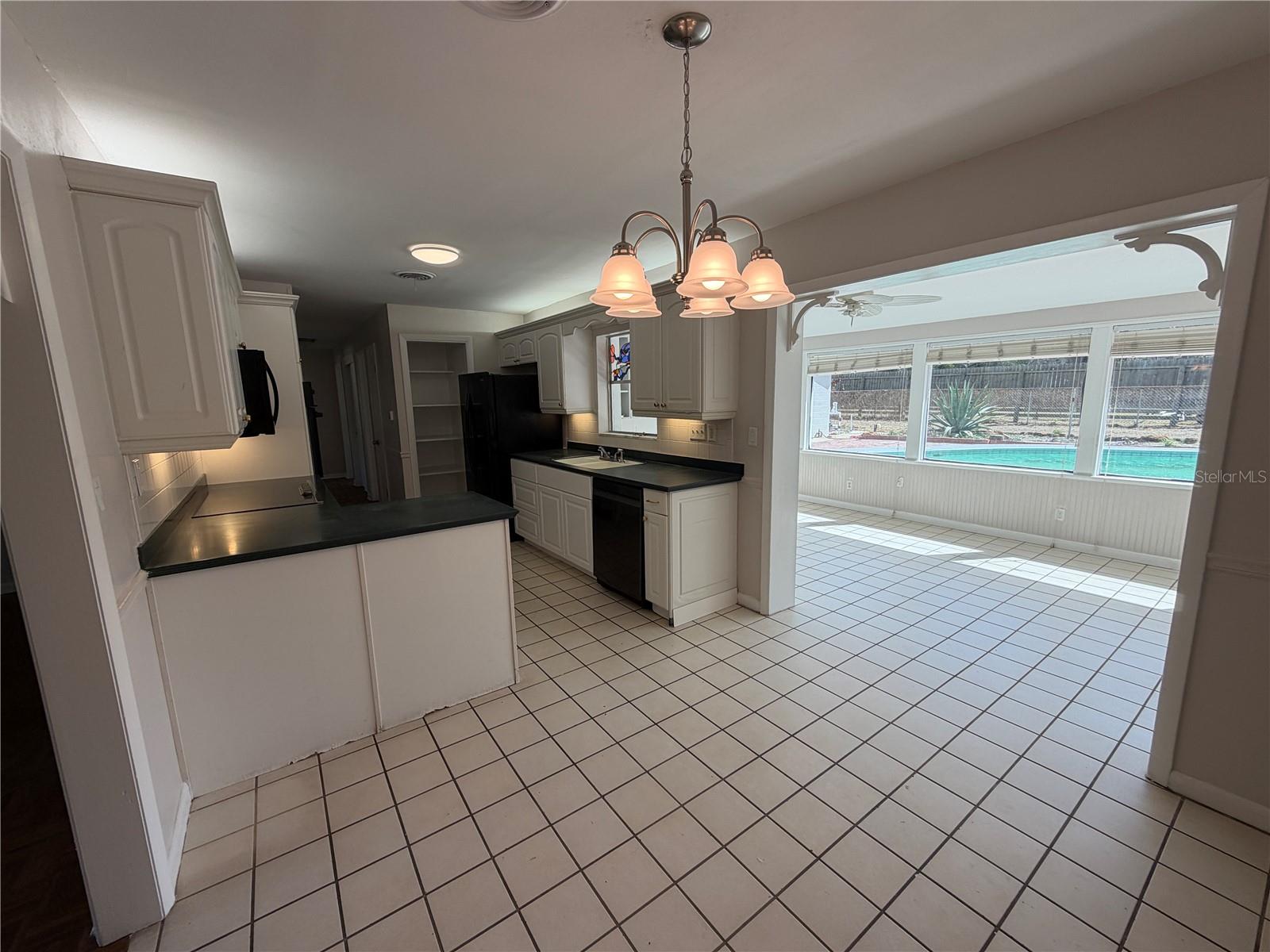 Listing photo id 11 for 7450 Alafia Ridge Loop