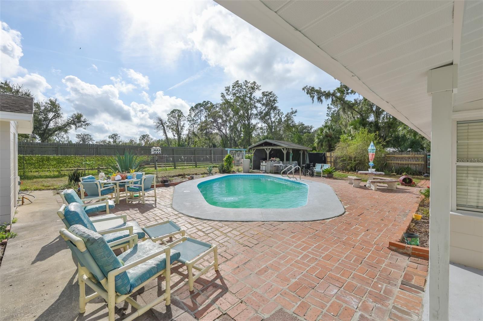 Listing photo id 25 for 7450 Alafia Ridge Loop