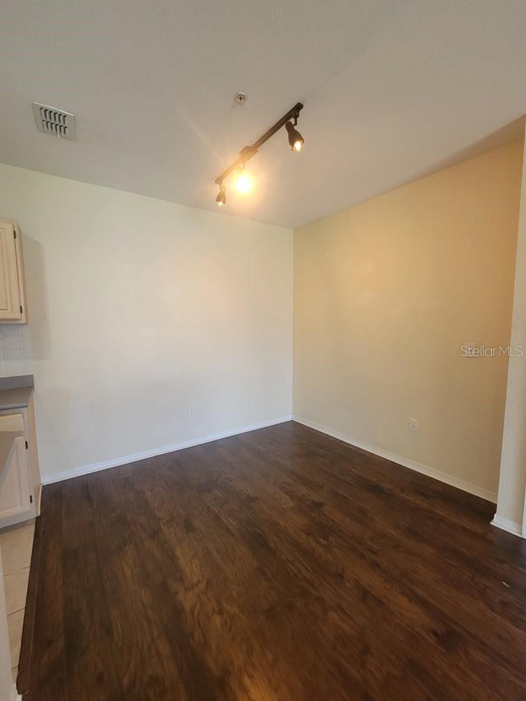 Image 9 of 22 For 5709 Legacy Crescent Place 103