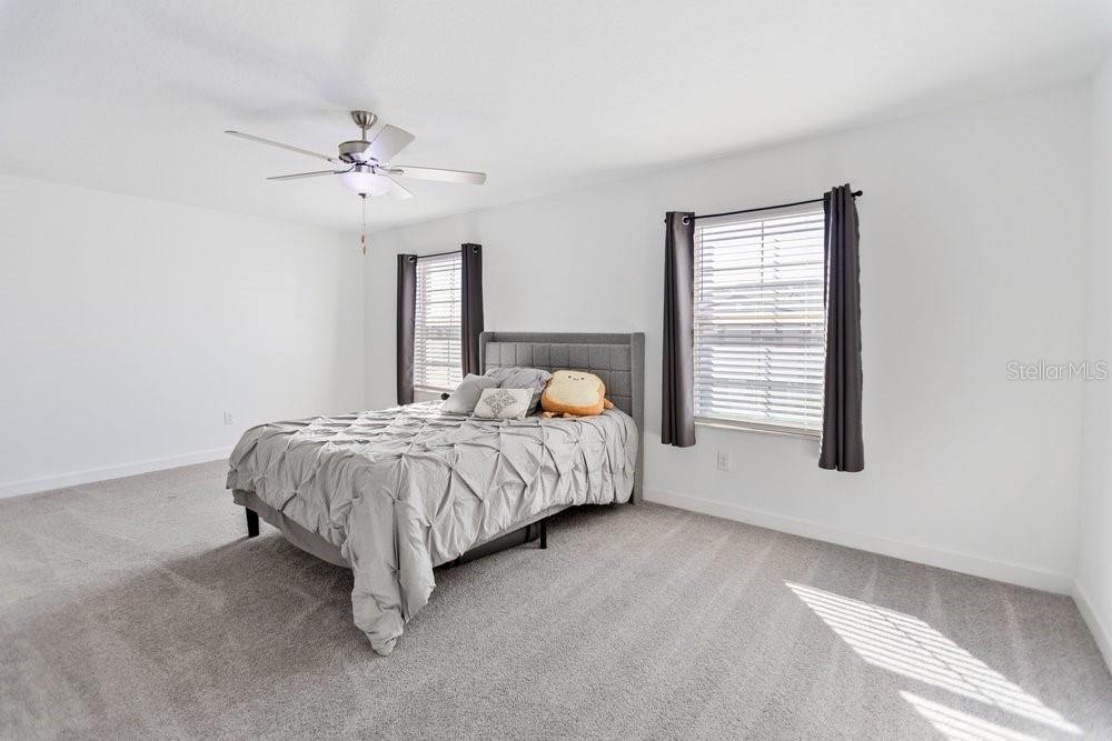 Listing photo id 16 for 8241 Corner Pine Way