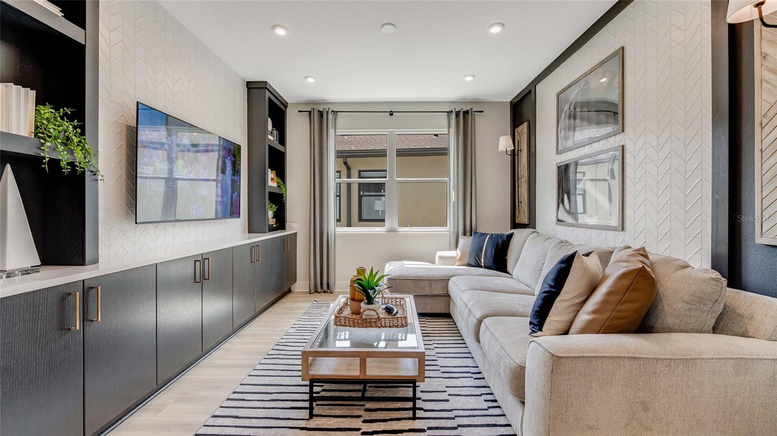 Image 8 of 26 For 1288 Twin Farms Court