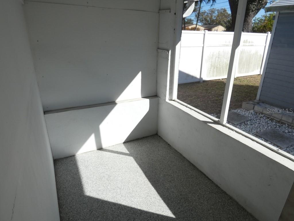 Image 14 of 36 For 1312 57th Avenue N