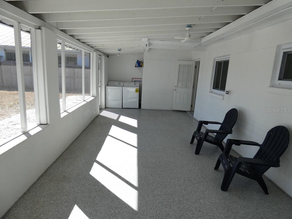 Image 15 of 36 For 1312 57th Avenue N