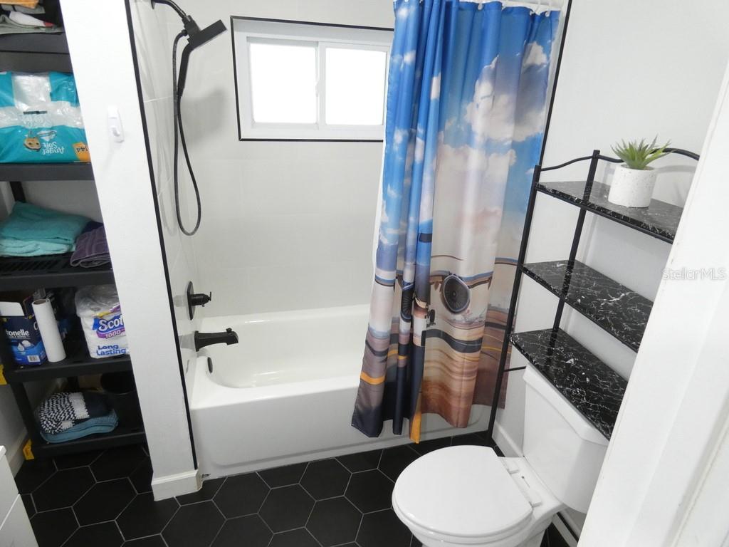 Image 18 of 36 For 1312 57th Avenue N