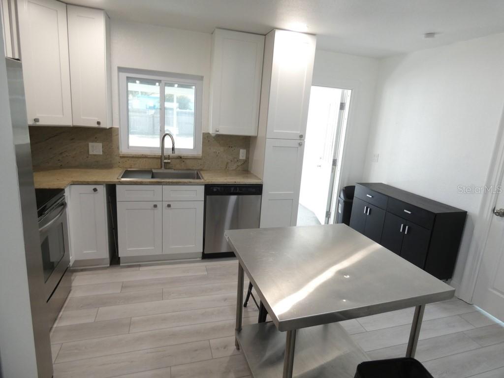 Image 23 of 36 For 1312 57th Avenue N