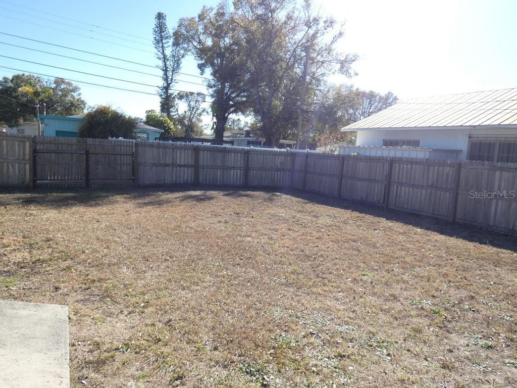 Image 27 of 36 For 1312 57th Avenue N