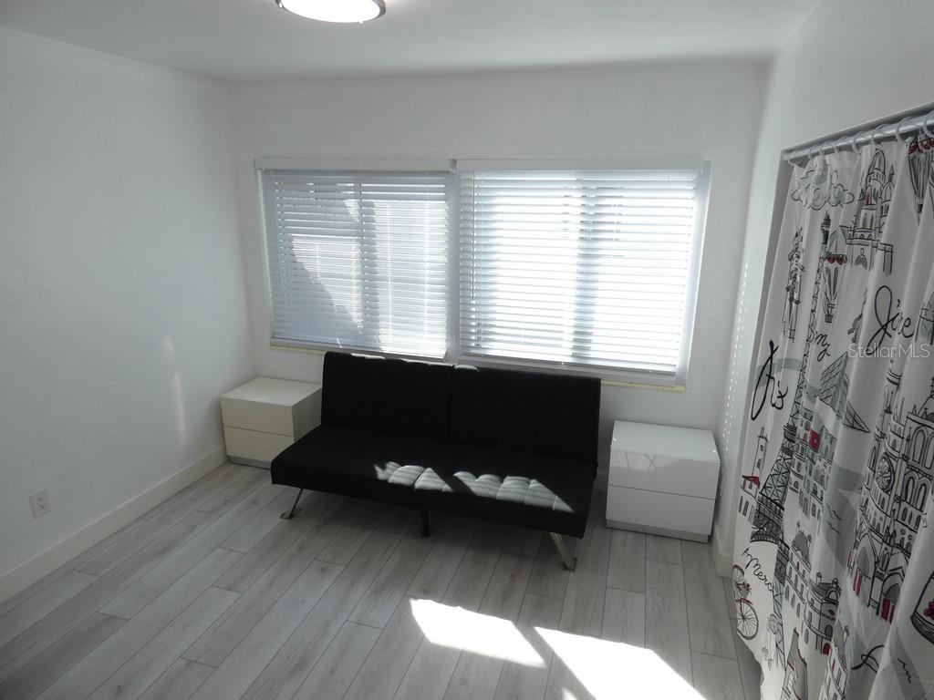 Image 6 of 36 For 1312 57th Avenue N