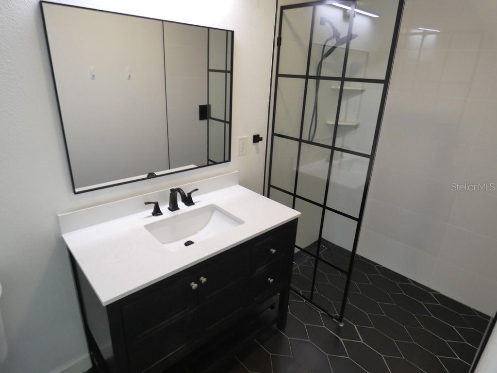 Image 9 of 36 For 1312 57th Avenue N