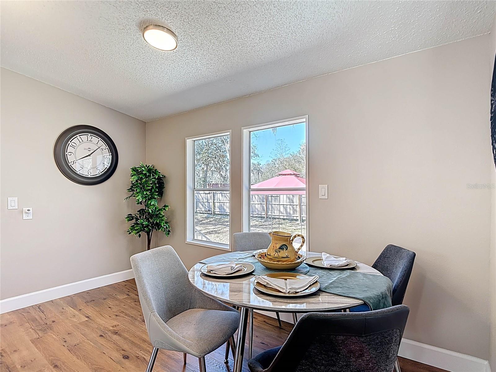 Image 16 of 47 For 11955 Bemont Avenue