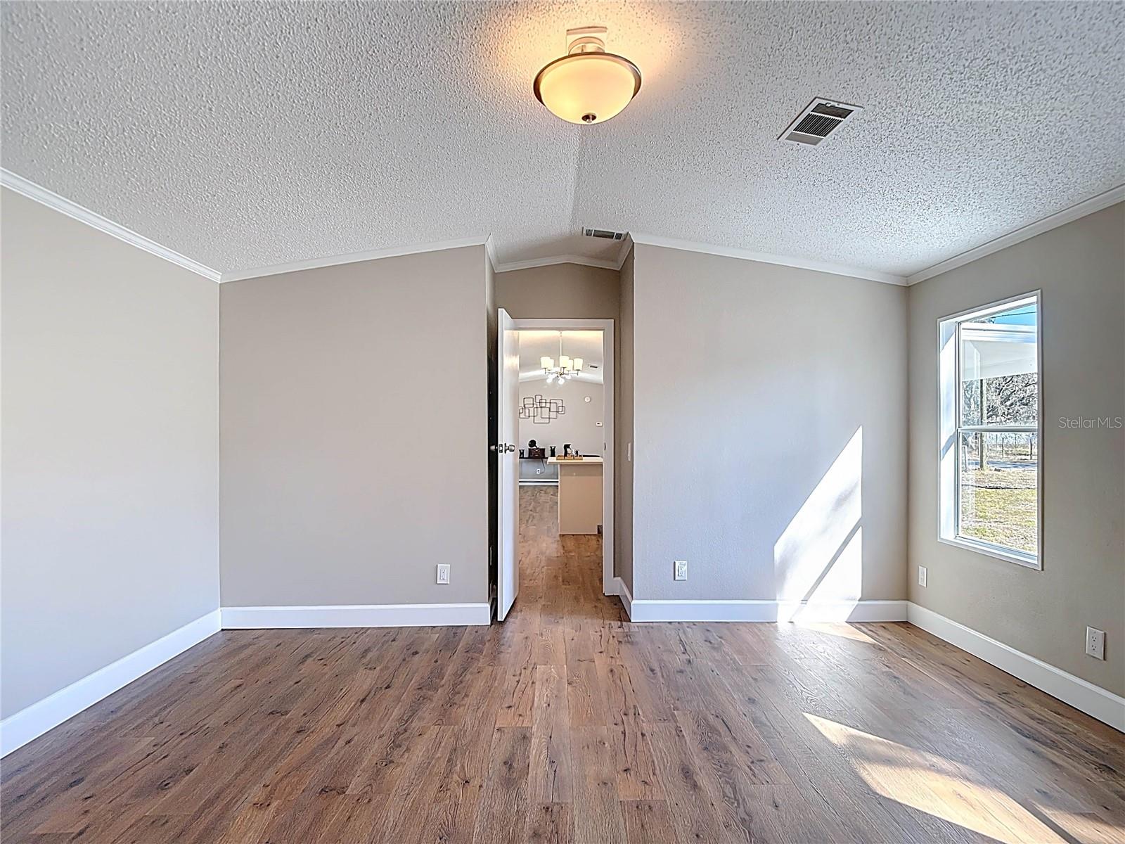 Image 25 of 47 For 11955 Bemont Avenue