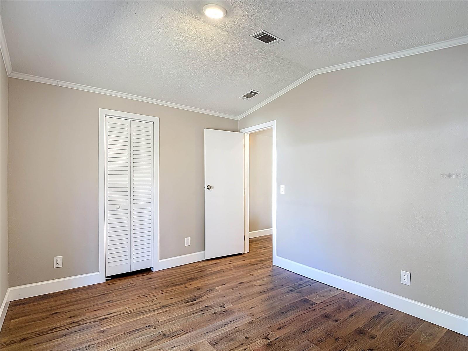 Image 34 of 47 For 11955 Bemont Avenue