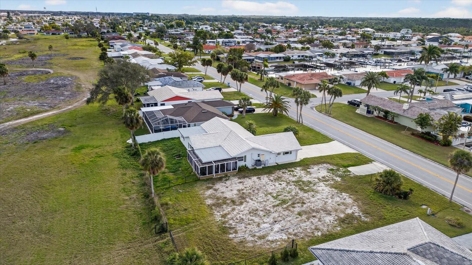 Image 35 of 42 For 4001 Topsail Trail