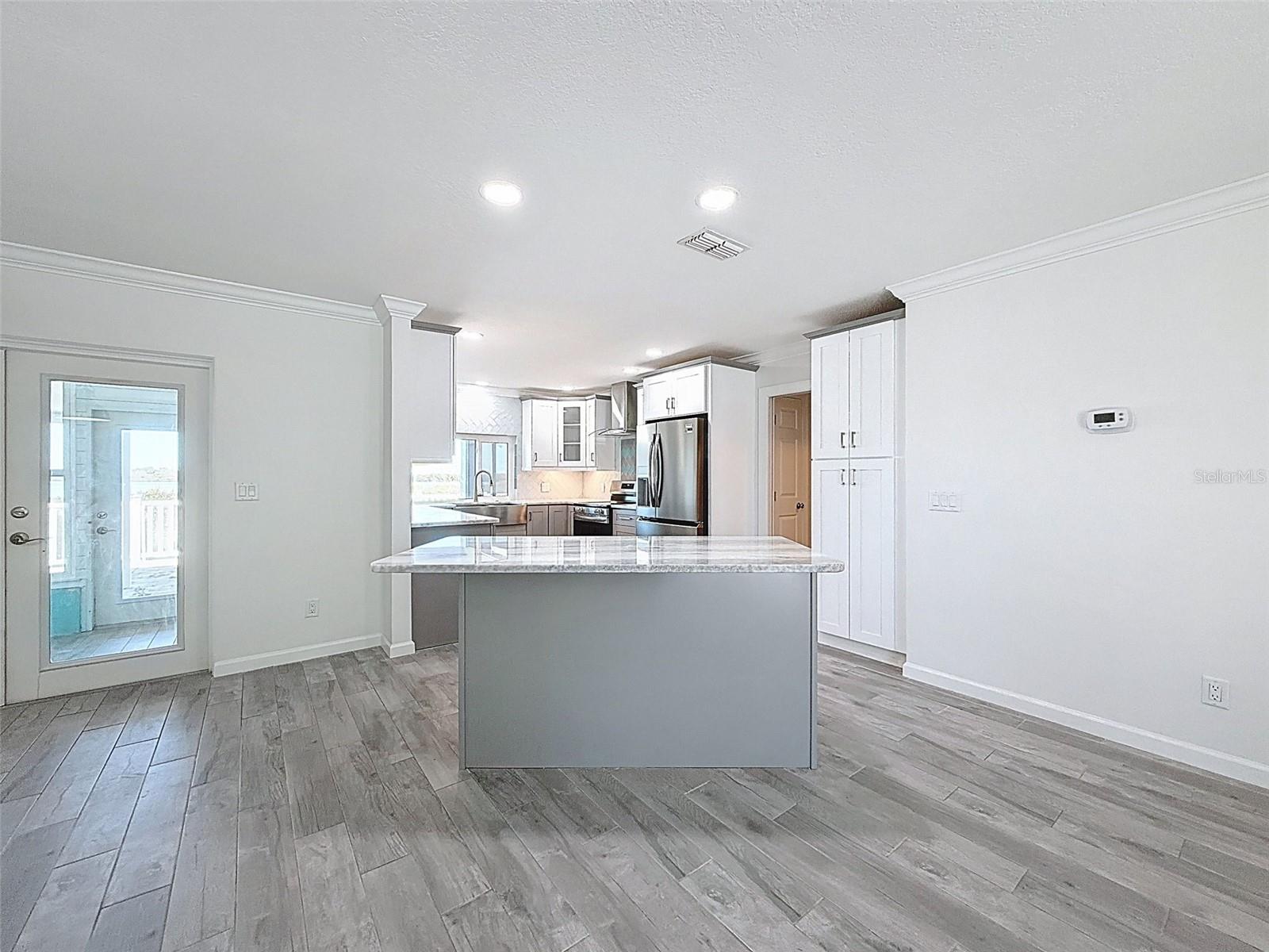 Image 10 of 83 For 6637 Driftwood Drive