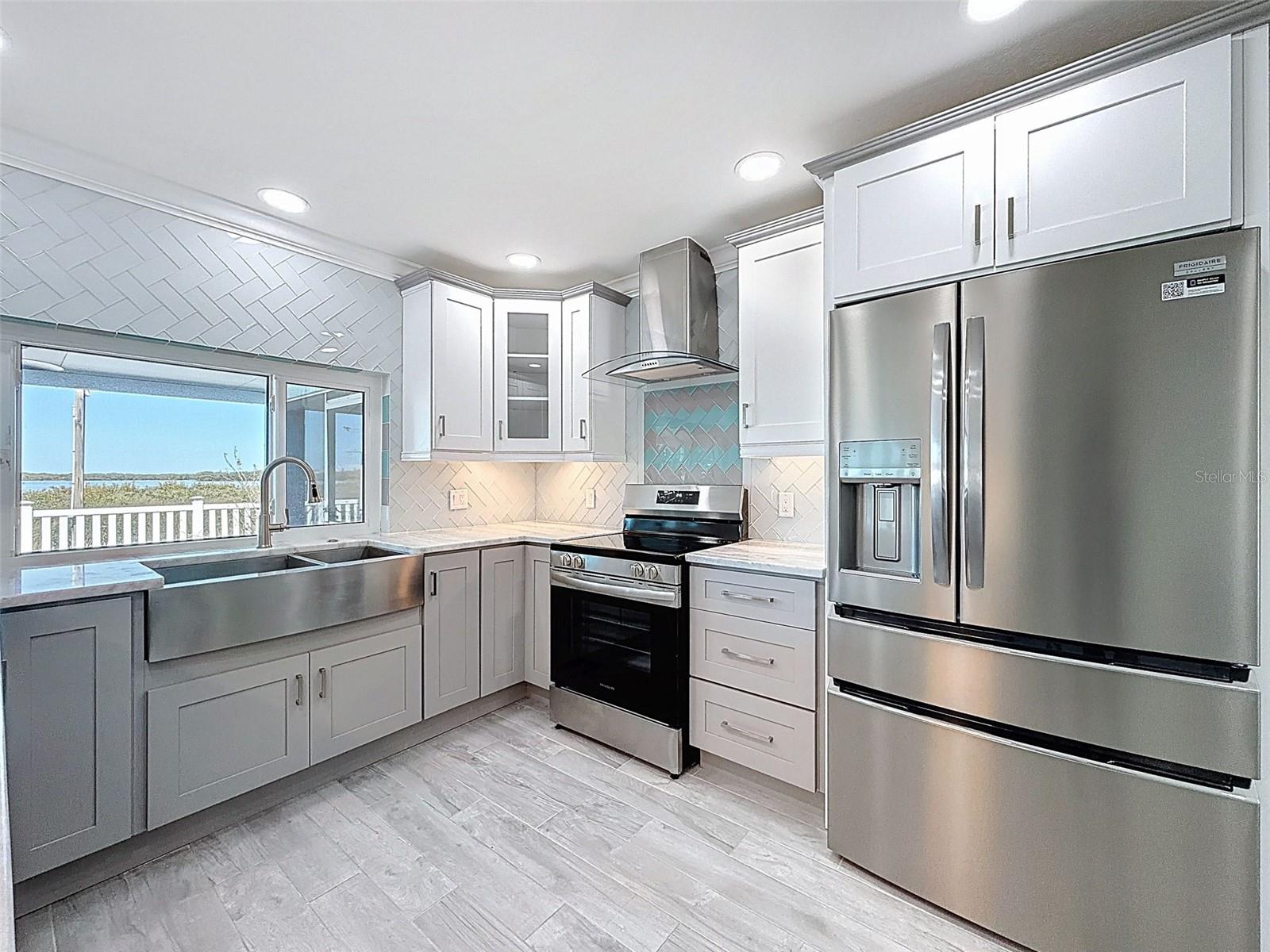 Image 12 of 83 For 6637 Driftwood Drive