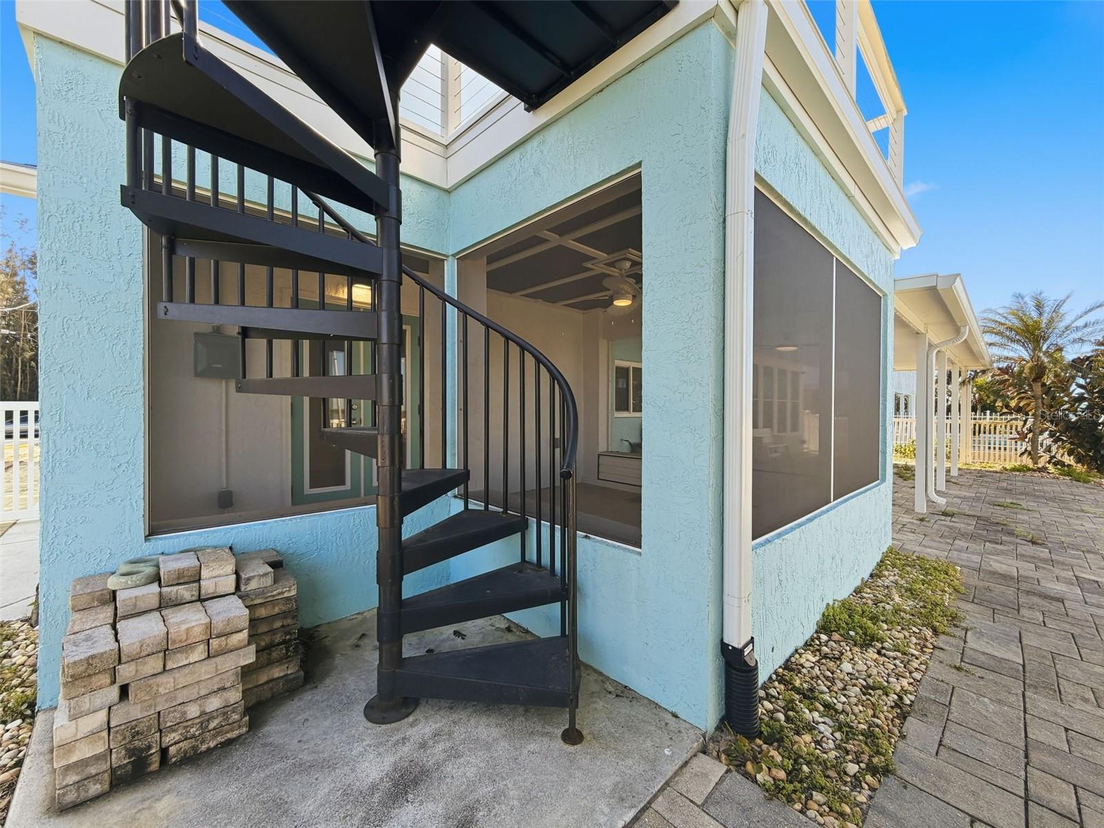 Image 45 of 83 For 6637 Driftwood Drive