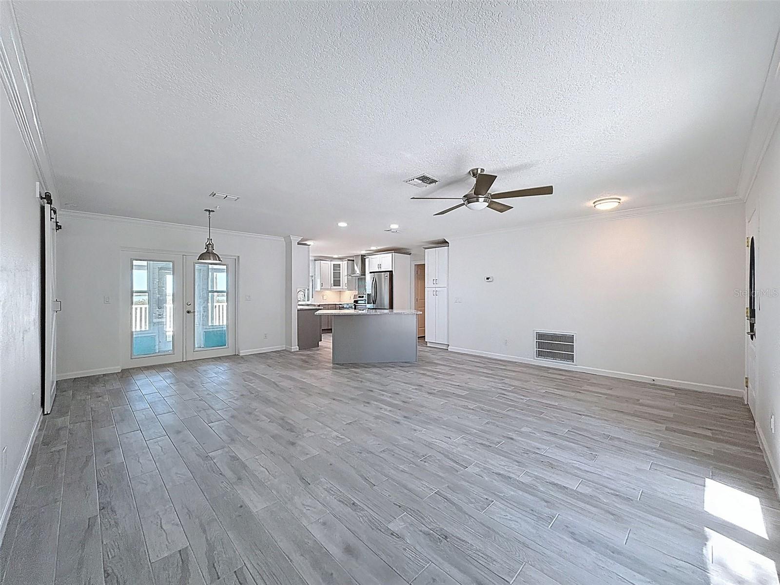 Image 8 of 83 For 6637 Driftwood Drive