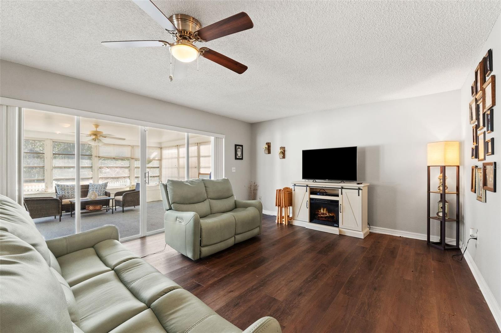 Image 25 of 57 For 4434 Northampton Drive