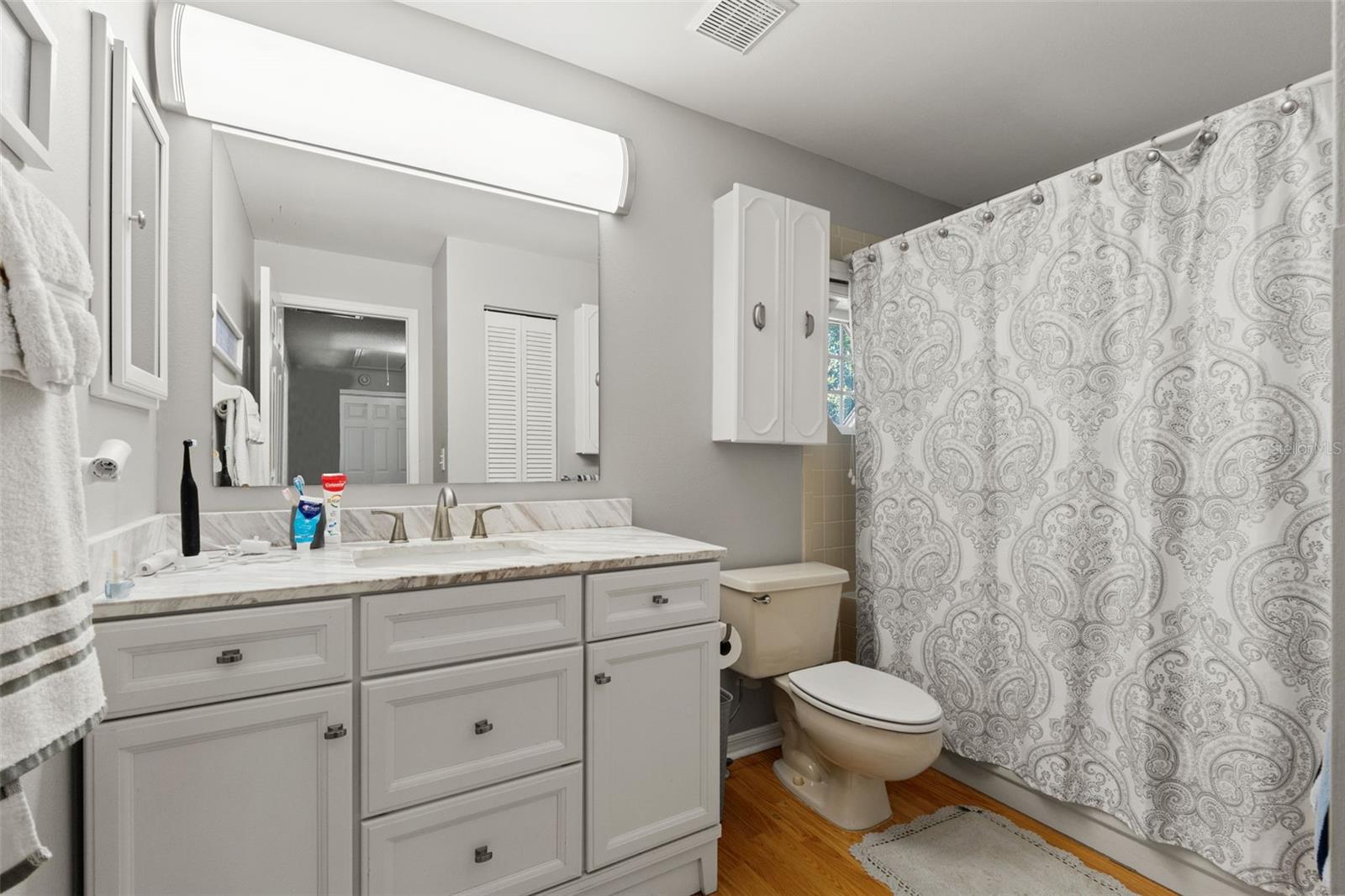 Image 31 of 57 For 4434 Northampton Drive