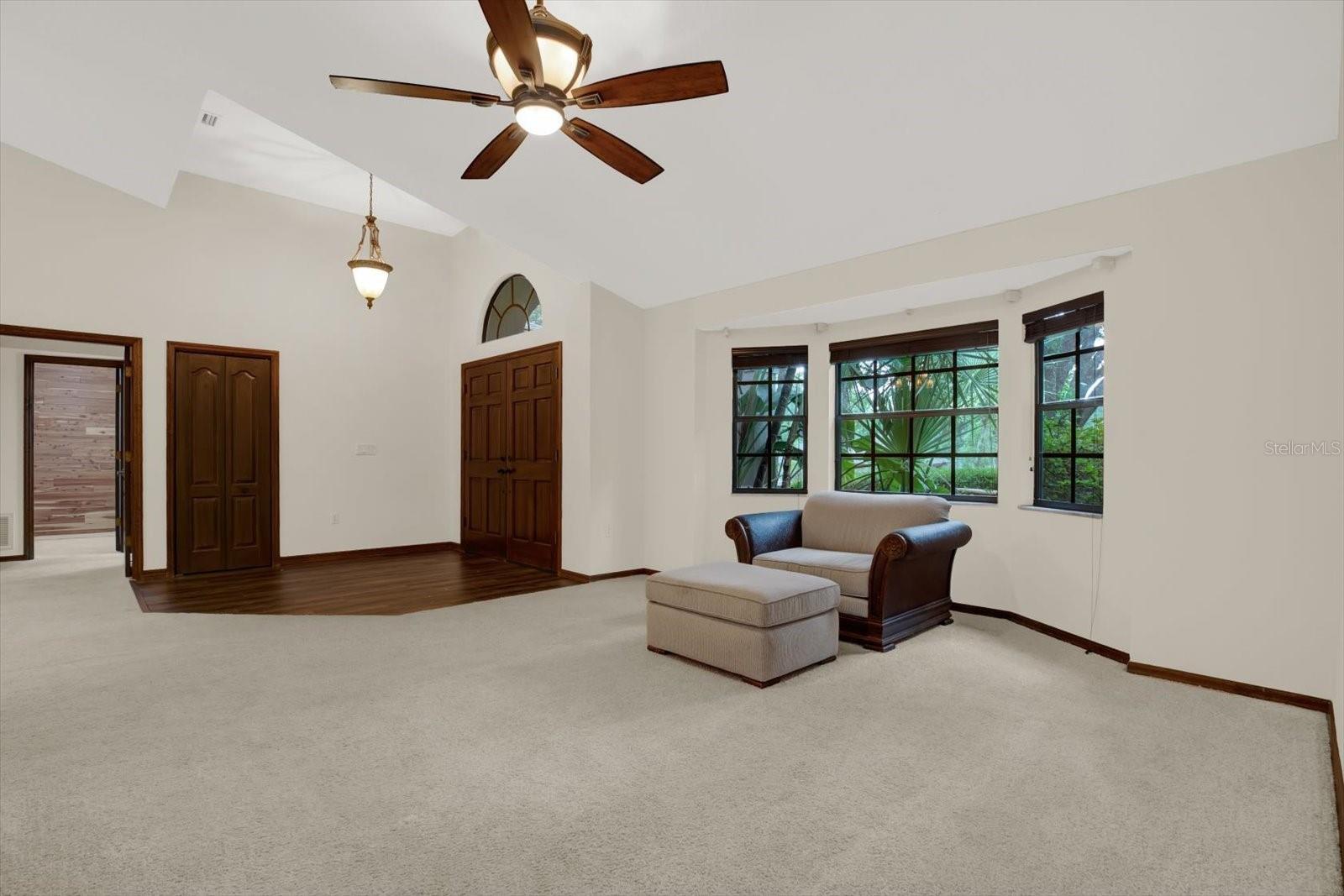 Image 47 of 54 For 642 Erin Way