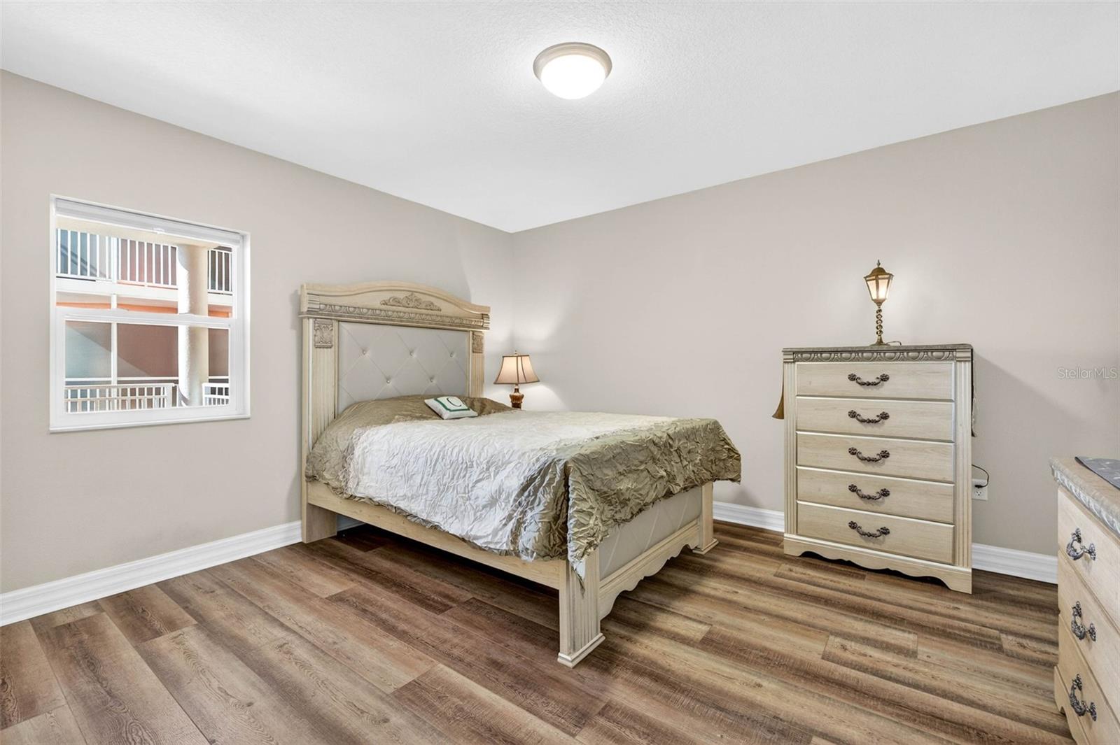 Image 20 of 51 For 4516 Seagull Drive 714