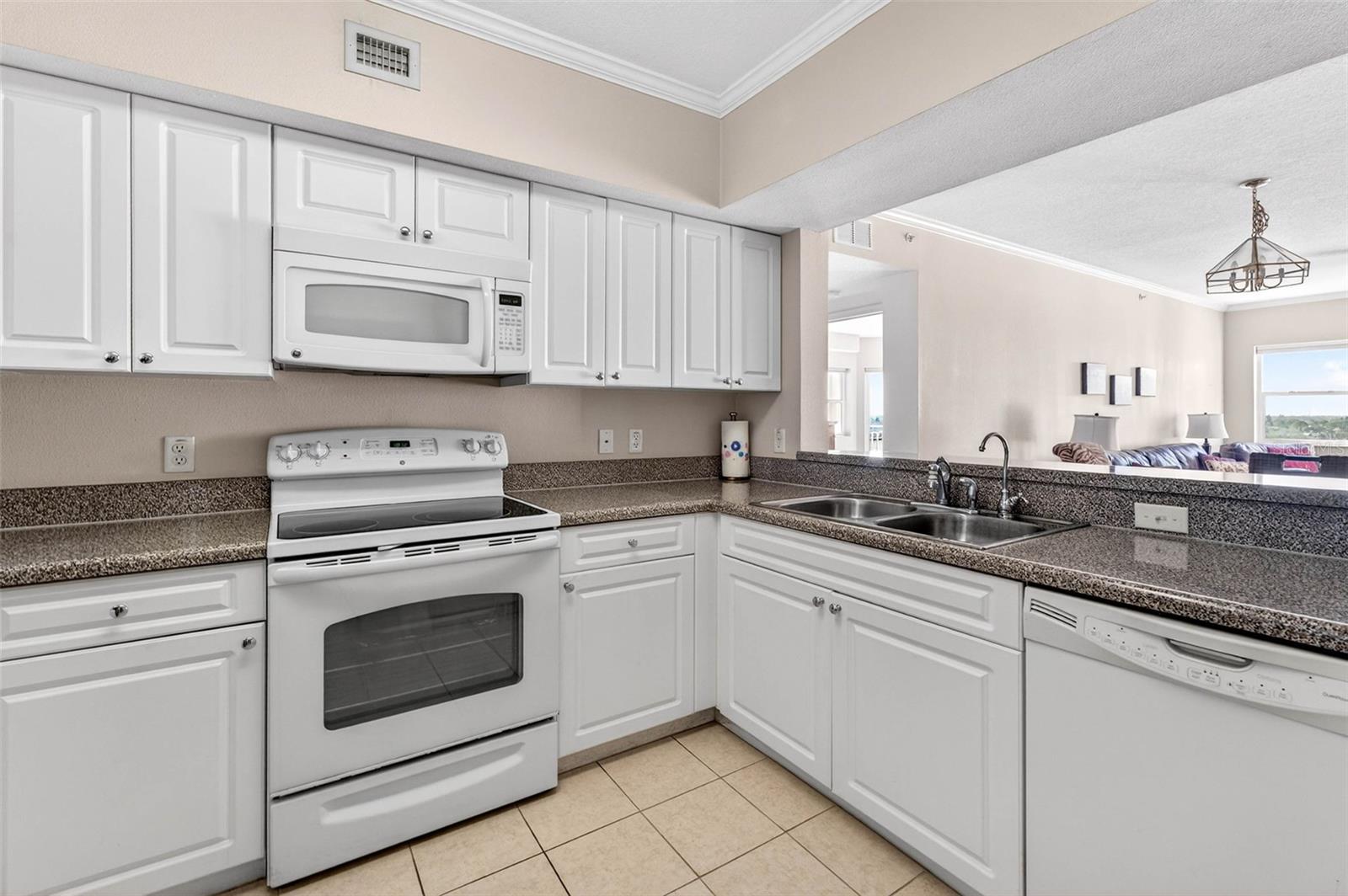 Image 9 of 51 For 4516 Seagull Drive 714