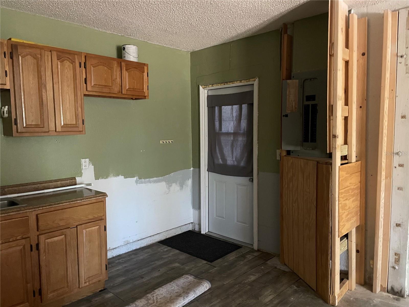 Image 16 of 32 For 11242 Mirage Avenue