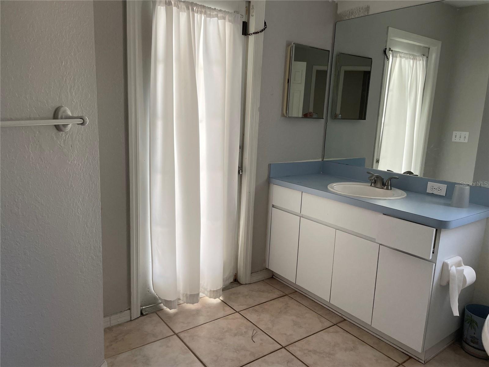 Image 18 of 32 For 11242 Mirage Avenue