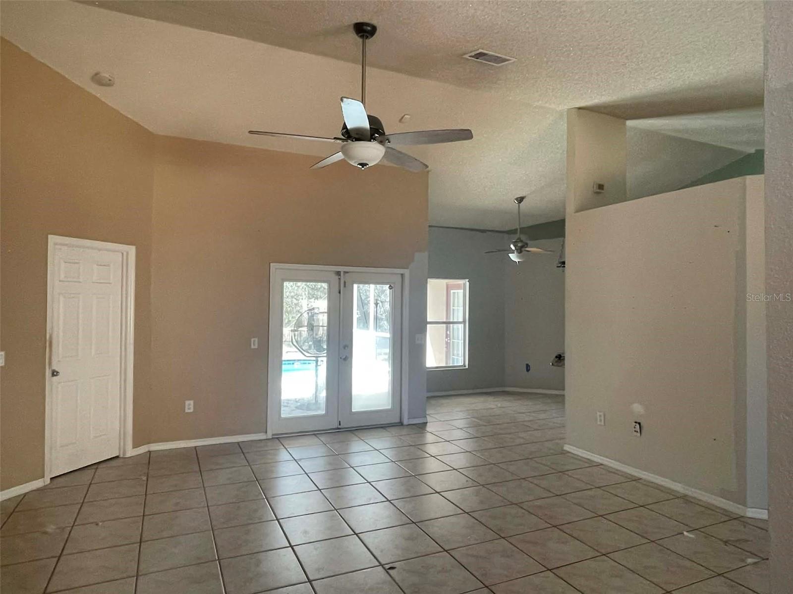 Image 9 of 32 For 11242 Mirage Avenue