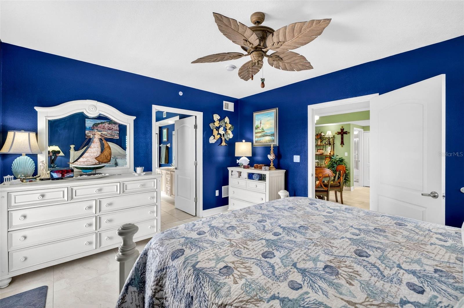 Image 28 of 53 For 4516 Seagull Drive 719