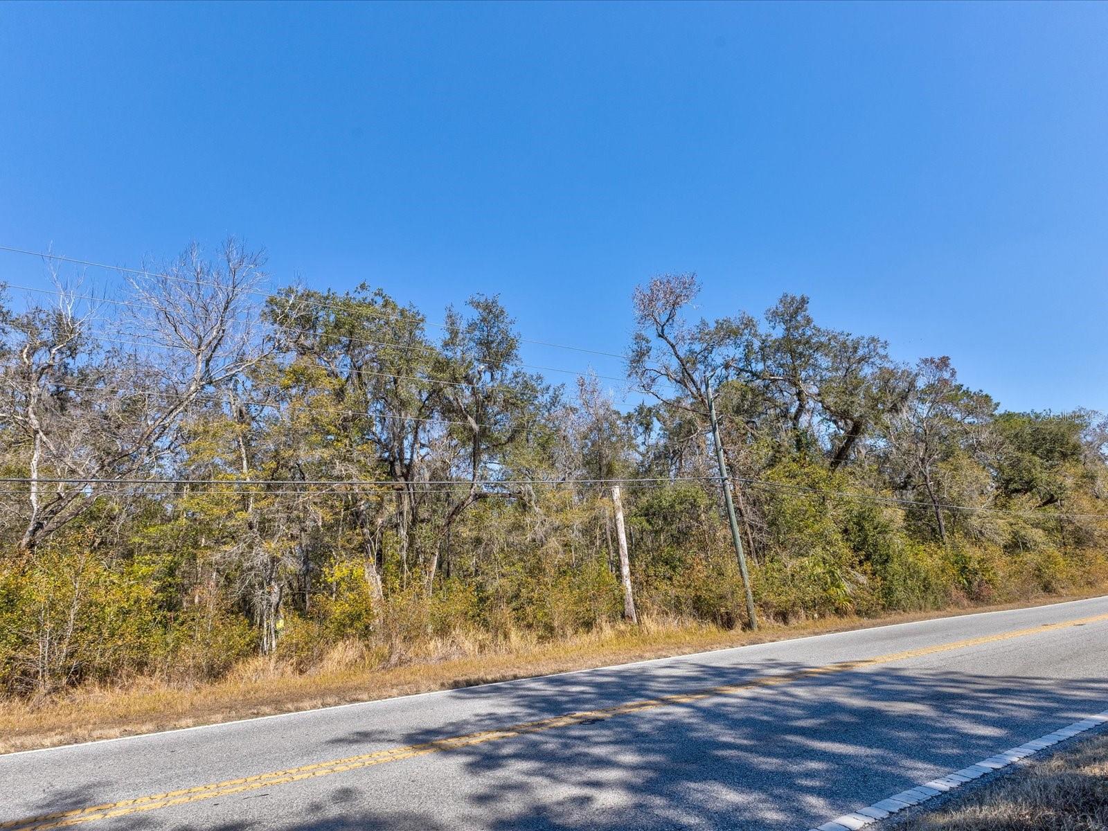 Image 16 of 17 For 0 Wiscon Road E