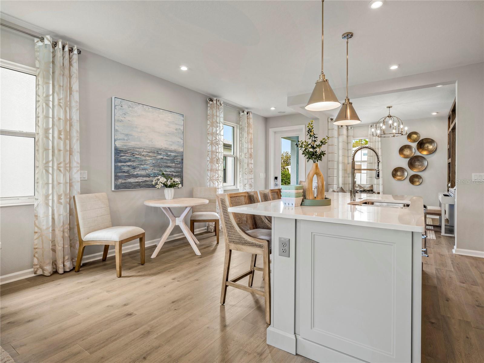 Image 14 of 32 For 924 Club Cresswind Drive