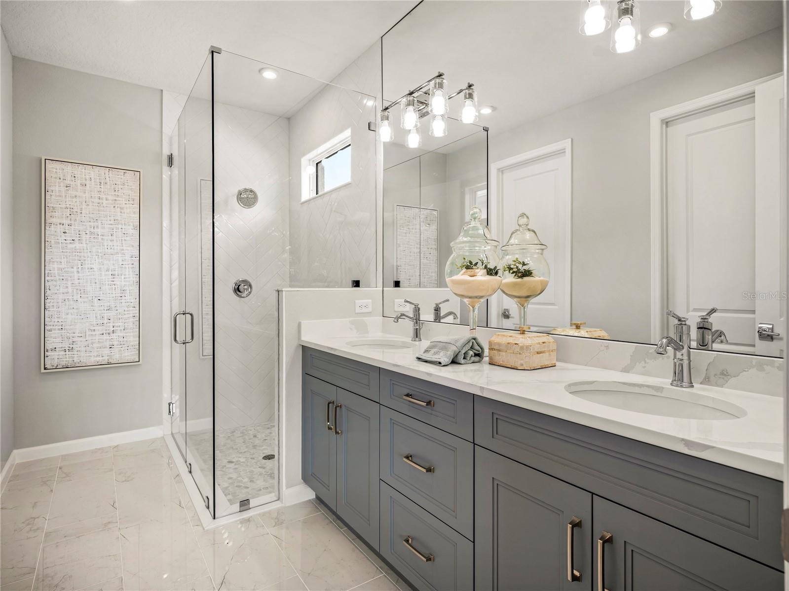 Image 19 of 32 For 924 Club Cresswind Drive