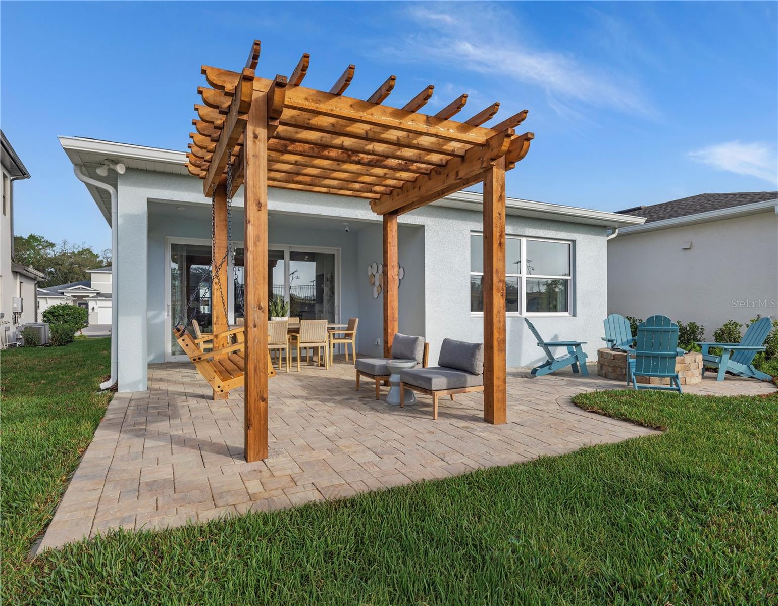 Image 6 of 32 For 924 Club Cresswind Drive