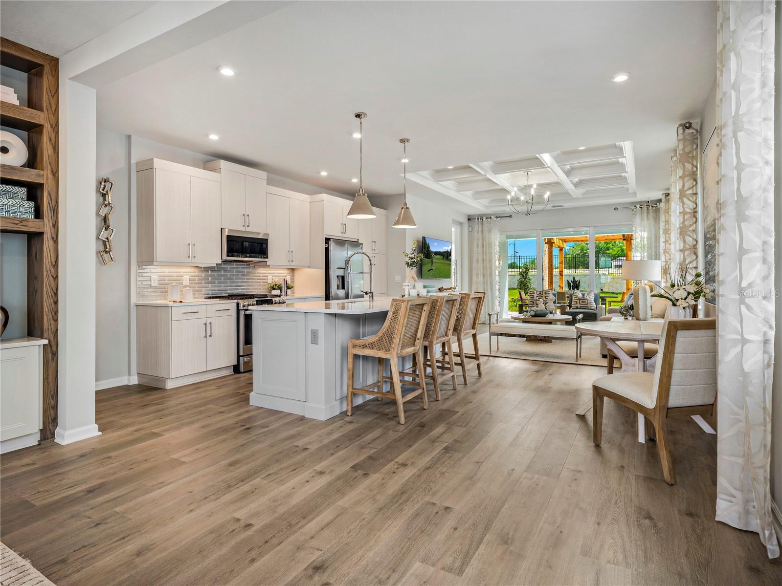 Image 8 of 32 For 924 Club Cresswind Drive